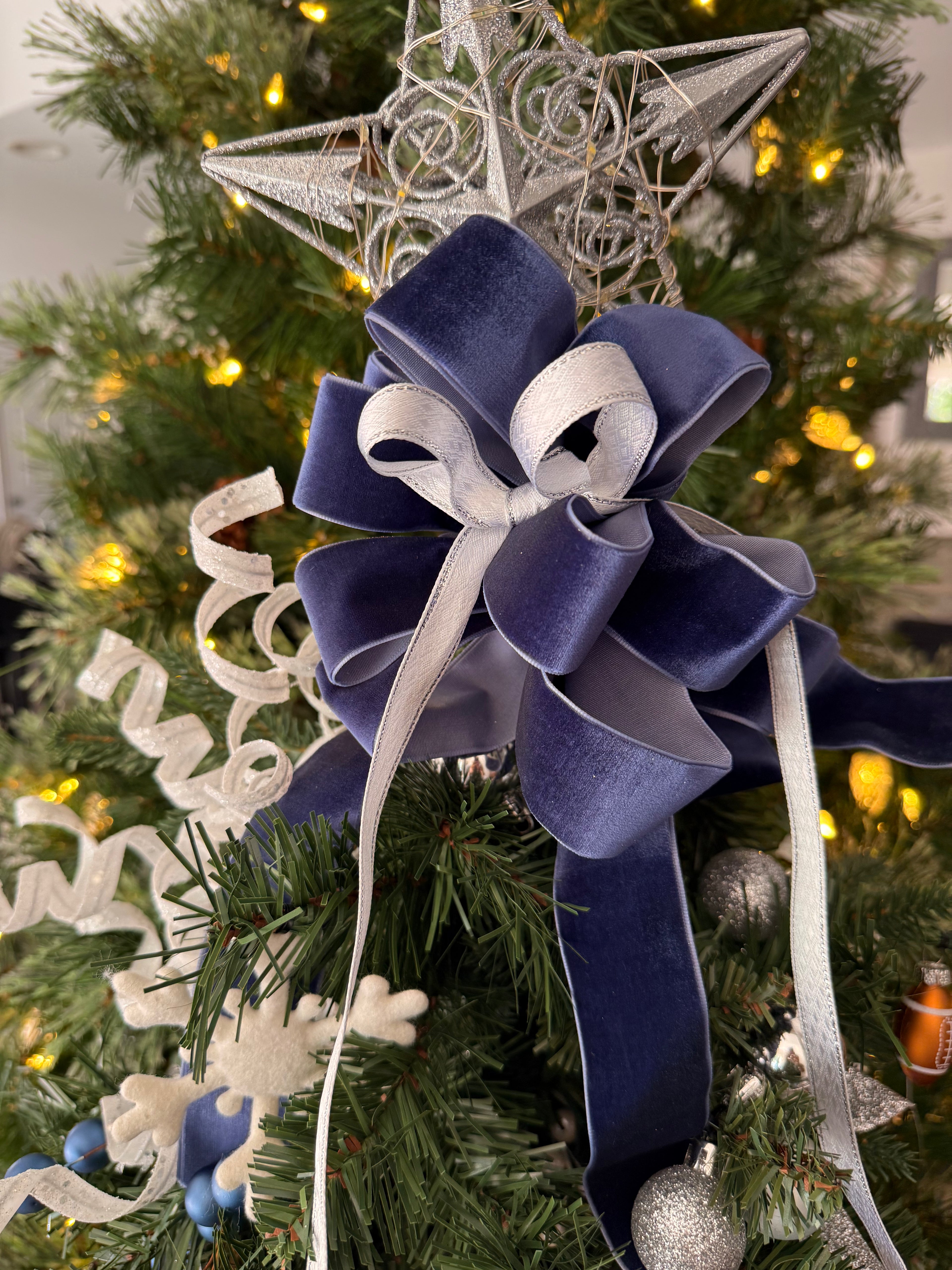 College Dorm Christmas Tree Kit - Customizable School Spirit Edition