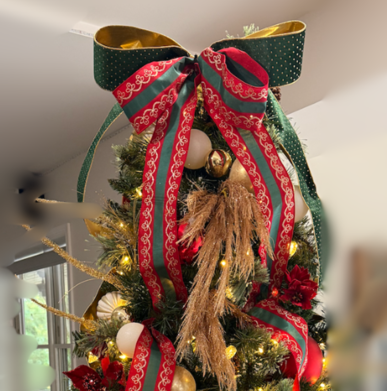 Let's Have a Royal Christmas Holiday Tree Decorating Kit