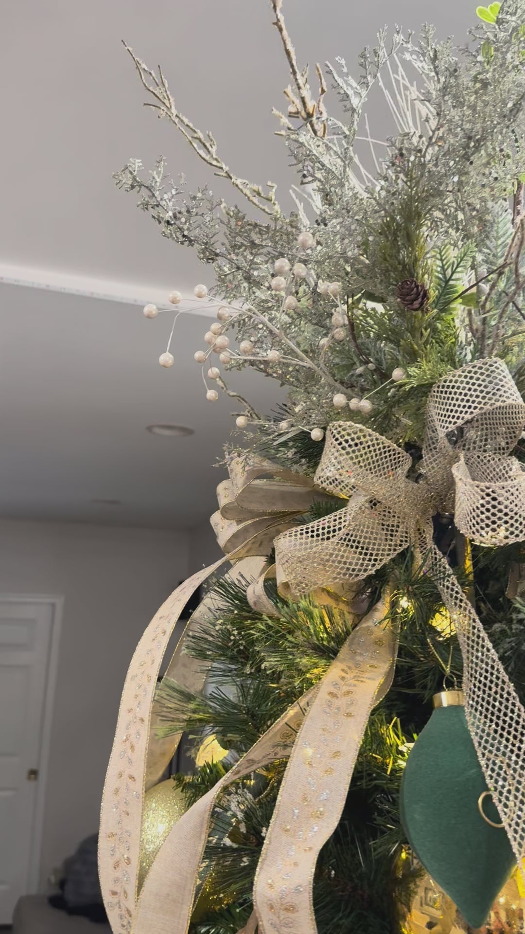 Silver and Gold Holiday Tree Decorating Kit
